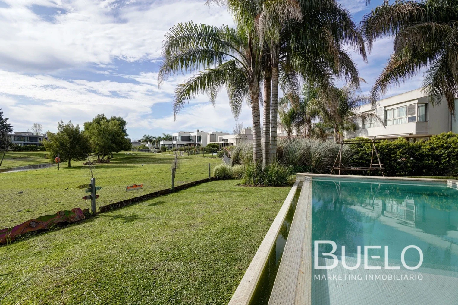 Casa en venta c/ cochera en Terravista - Imagen 5