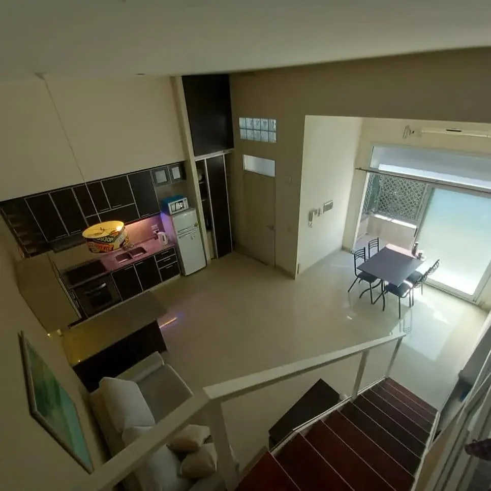 Dúplex Tipo Loft, 3 Ambientes, Amoblado, con Patio - Villa Devoto - Imagen 1