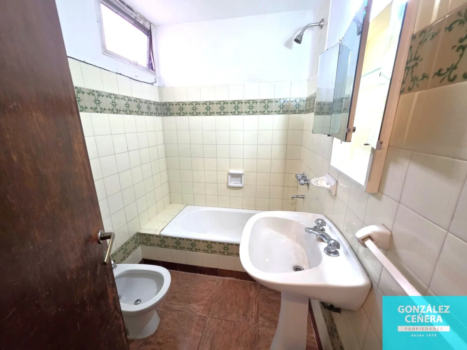 Departamento en alquiler c/ cochera en Centro - Imagen 3