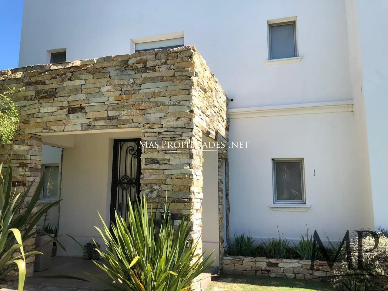 Venta Casa en El Centauro 4 Dormitorios Canning - Imagen 3