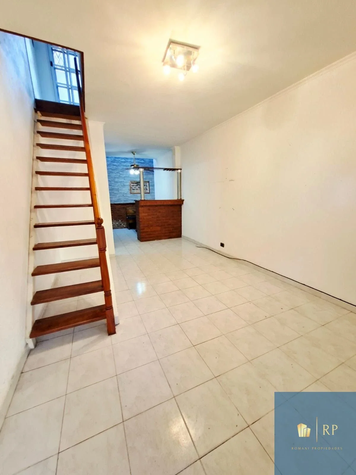 Dúplex de 2 Ambientes en alquiler en Flores de 75 Mts - Imagen 2