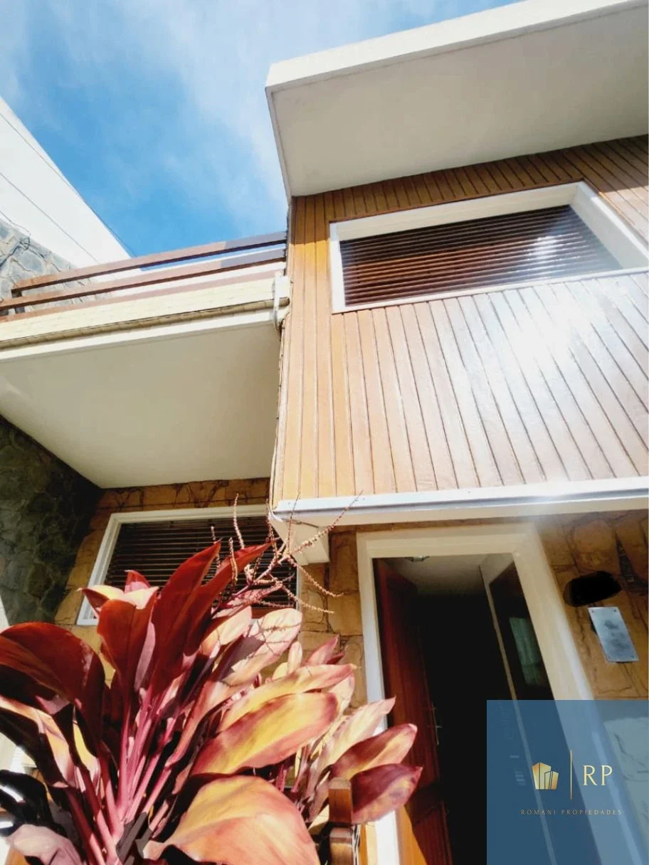 Hermosa Casa en alquiler de 4 ambientes  c/ cochera en Villa Urquiza de 260 MTS - Imagen 4