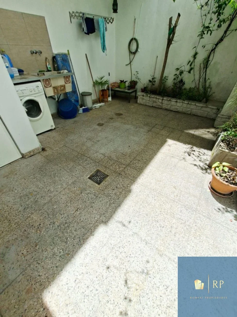 Hermoso 2 ambientes en Caballito de 50 Mts con patio - Imagen 5
