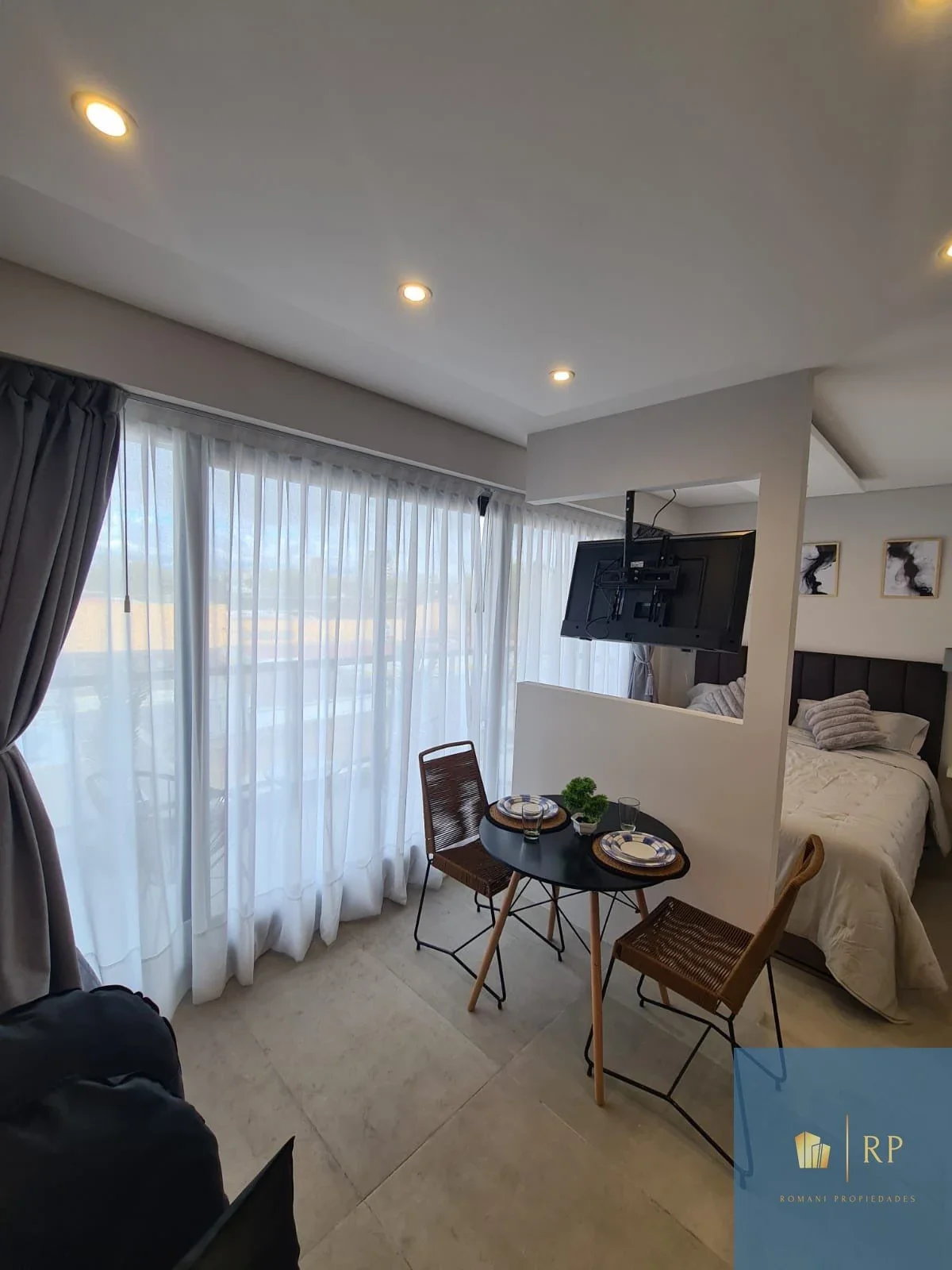 Hermoso dos ambientes en alquiler temporario en Palermo, Hollywood - Imagen 2