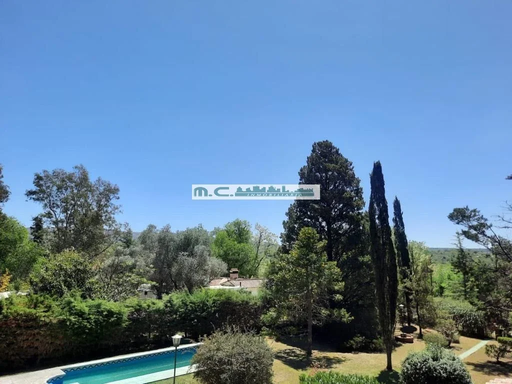 AT120. ICHO CRUZ, GRAN CASA CON AMPLISIMO PARQUE Y PILETA (6 PAX) - Imagen 4