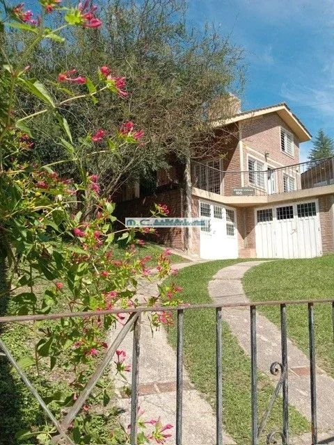V174. CUESTA BLANCA. CASA DOS PLANTAS FRENTE AL RIO C/ GALERIA Y HERMOSA VISTA. - Imagen 1