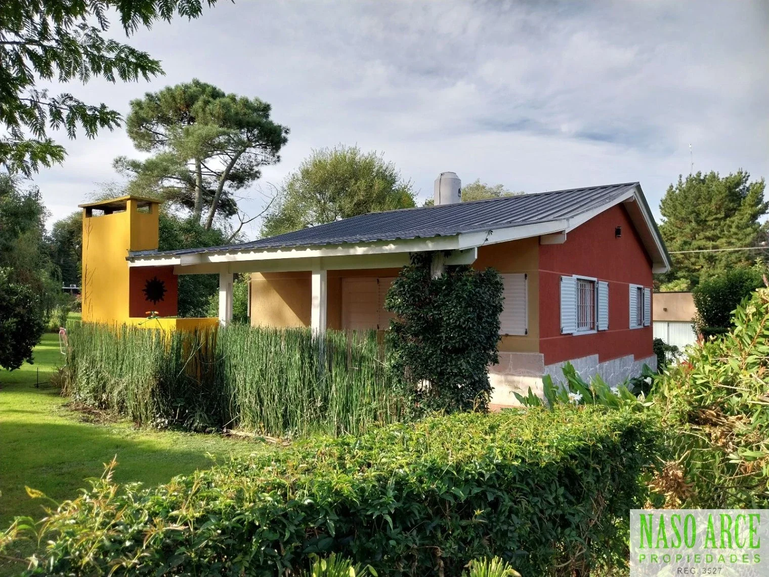 Impecable y soñada casa en venta en Sierra de los Padres. Gas natural conectado - Imagen 2