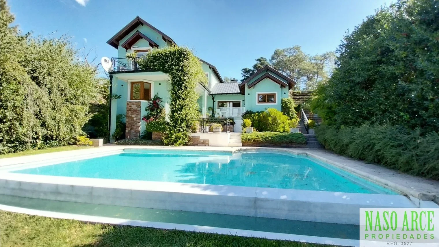 Propiedad de categoría. Sierra de los Padres.  Gas natural. Piscina climatizada - Imagen 2