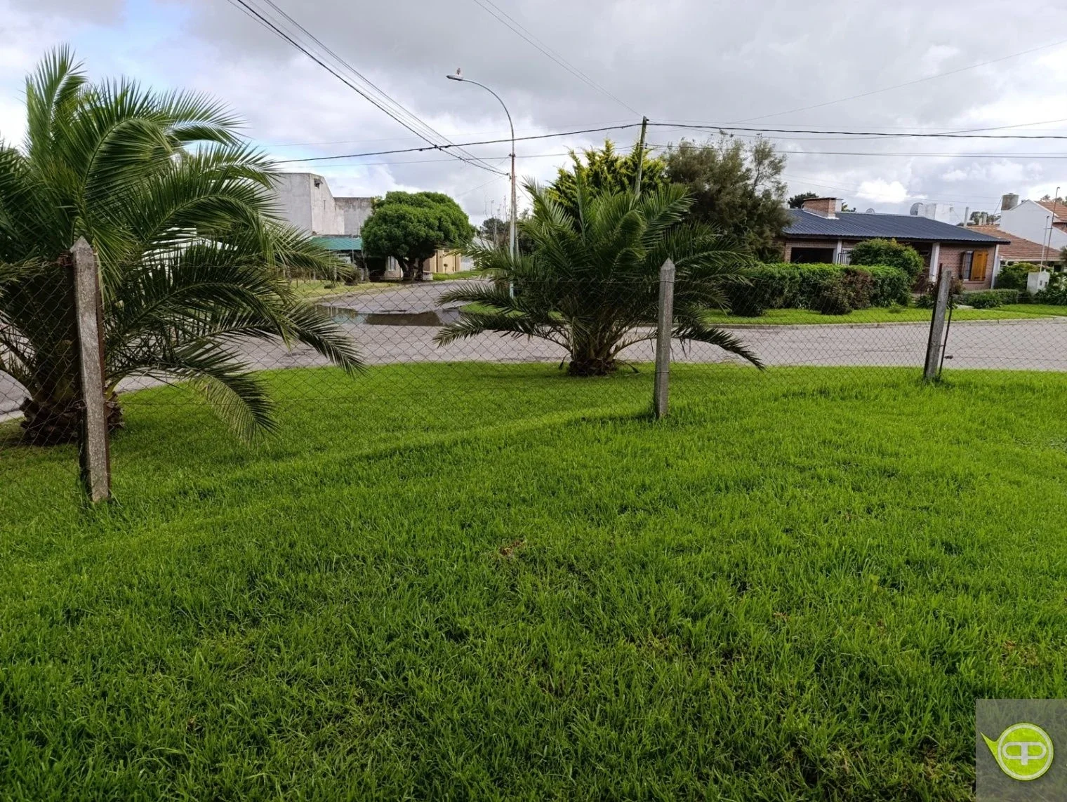 Chalet 3 ambientes. Playa swrena. Permuta por ph o depto - Imagen 2