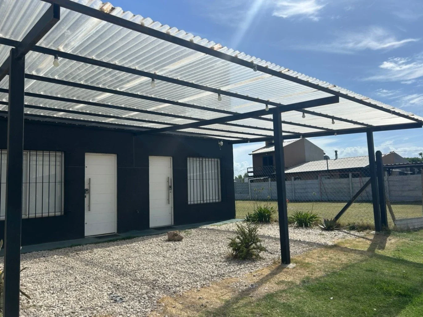 Dúplex en alquiler c/ cochera en Alfar - Imagen 2