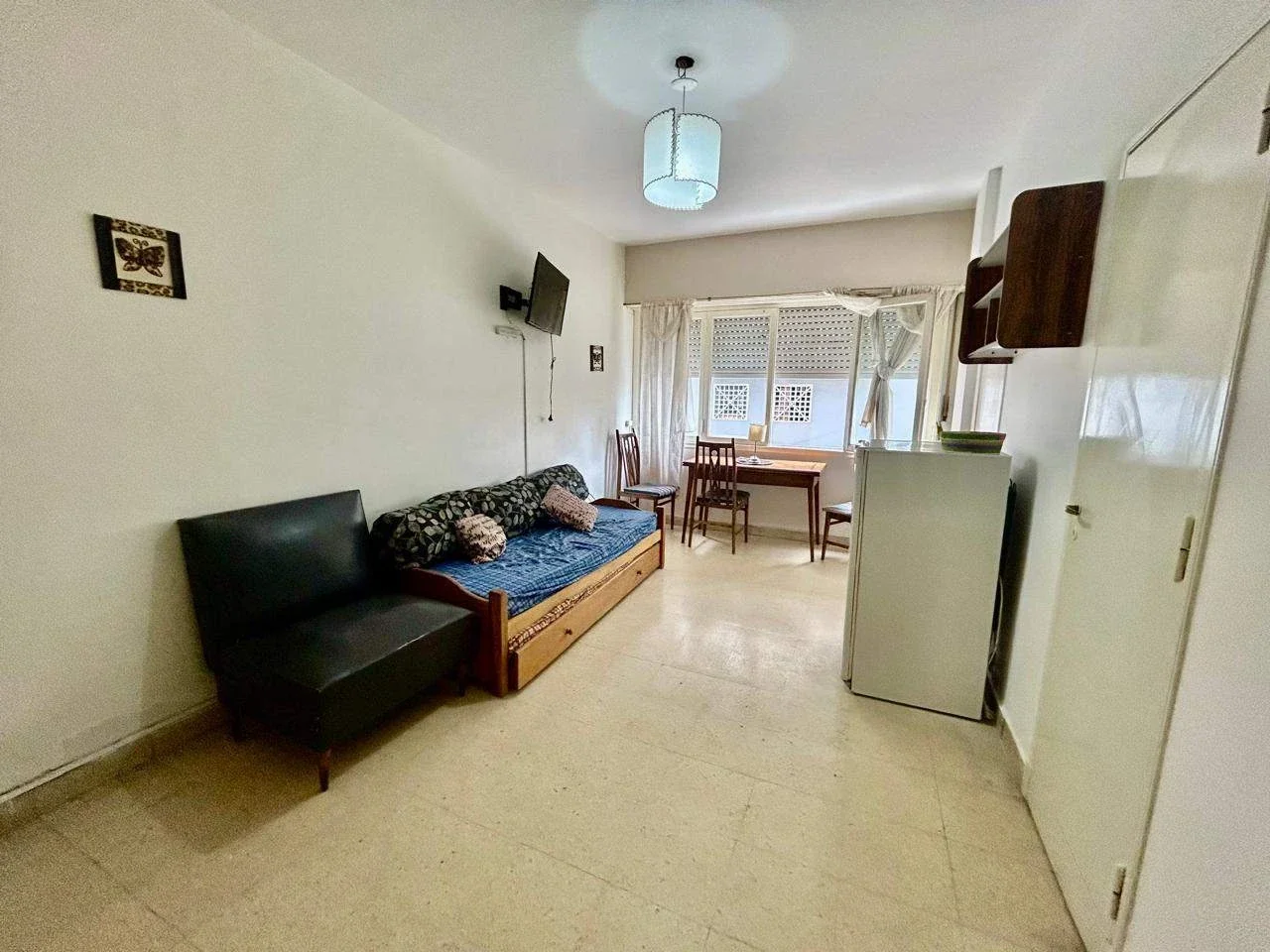 Monoambiente Externo - Oportunidad de Inversión en Plaza Colón - Imagen 1