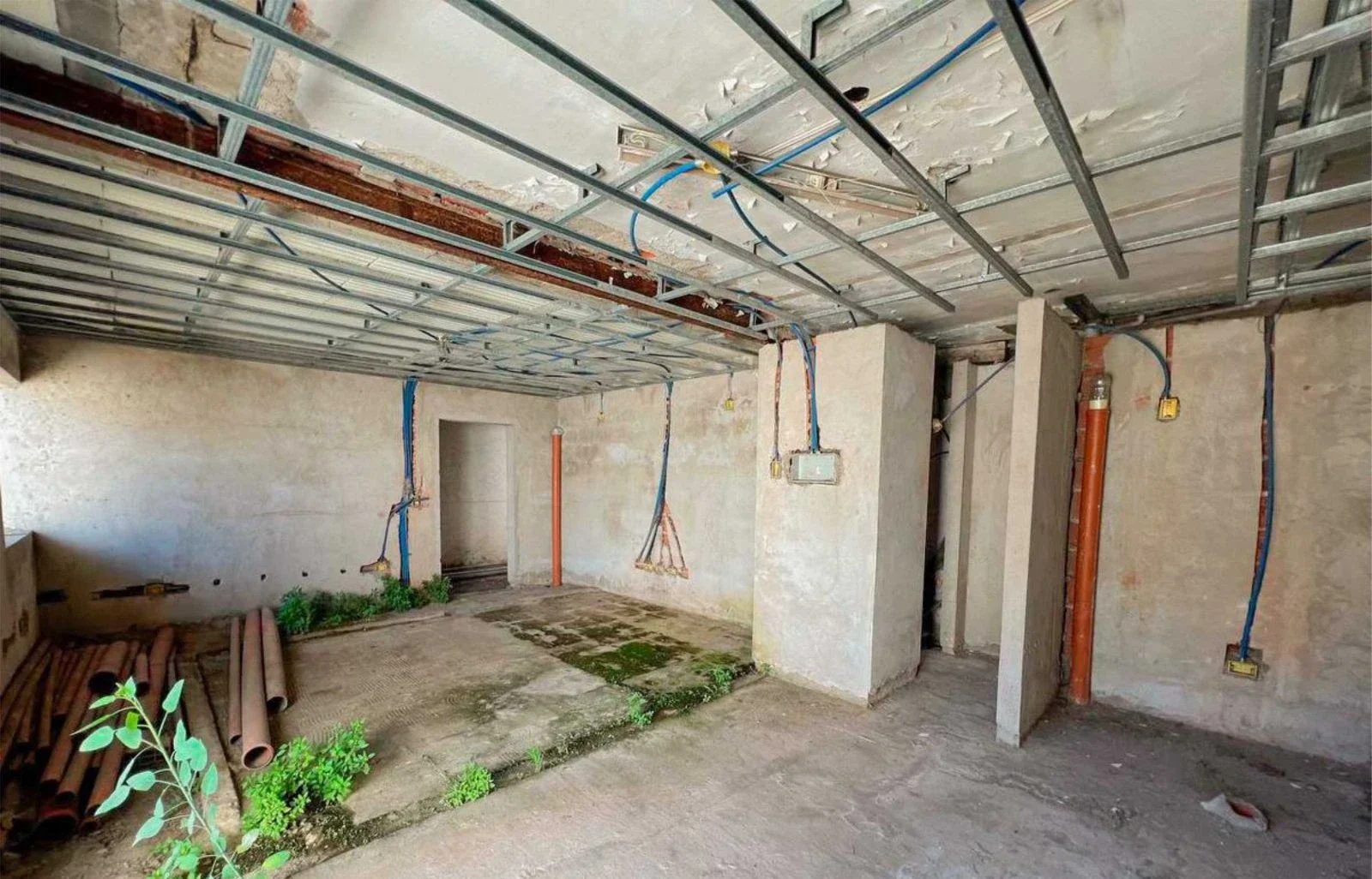 Venta Lote / Terreno con obra avanzada. Francia y 25 de Mayo - Imagen 3