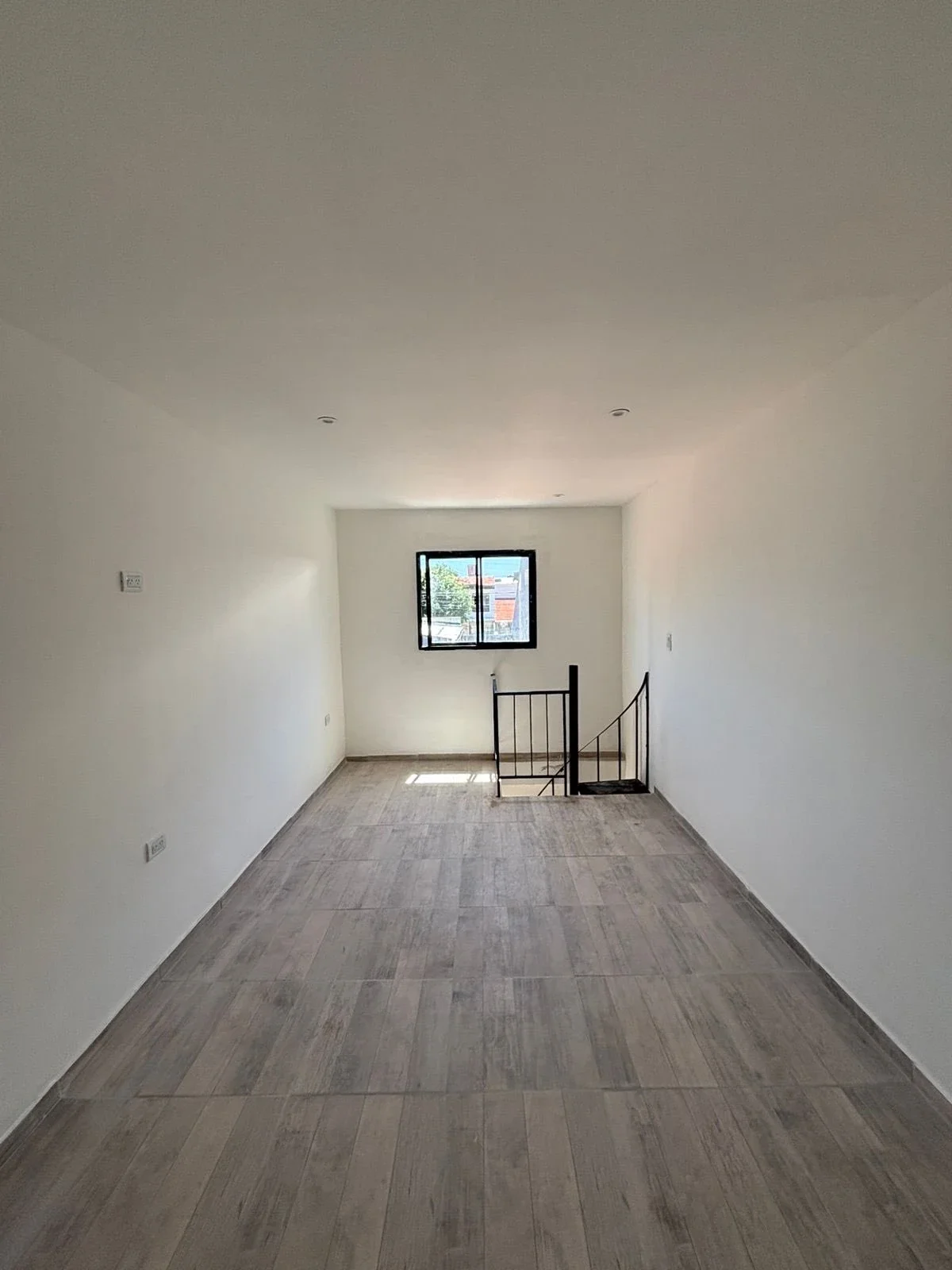 Alquiler 24 meses PH 2 ambientes en Duplex y Patio. Misiones y Alvarado - Imagen 3