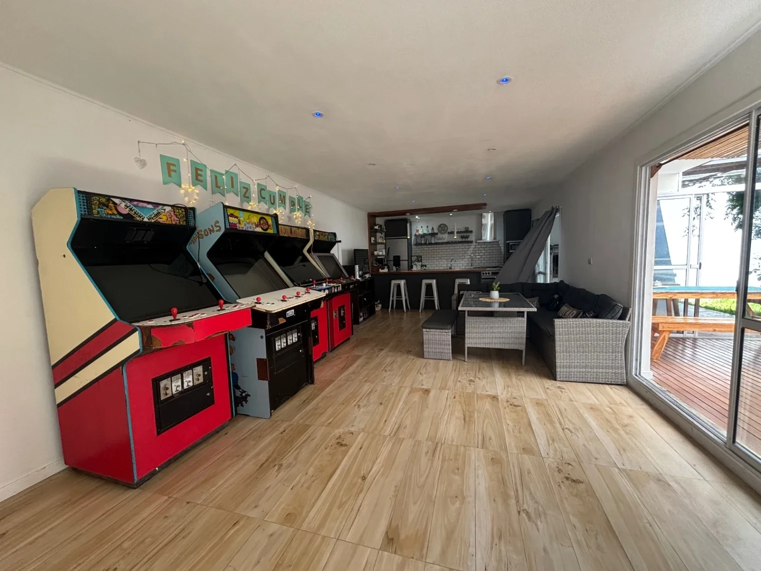 Venta Casa con gran quincho y pileta Climatizada - Imagen 5