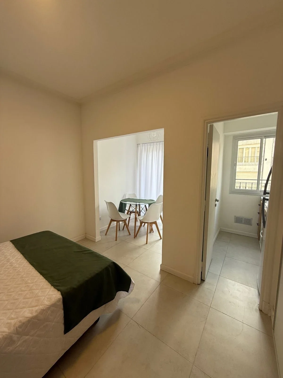 Venta Departamento 1 ambiente con balcón al frente. Zona centro - Imagen 5