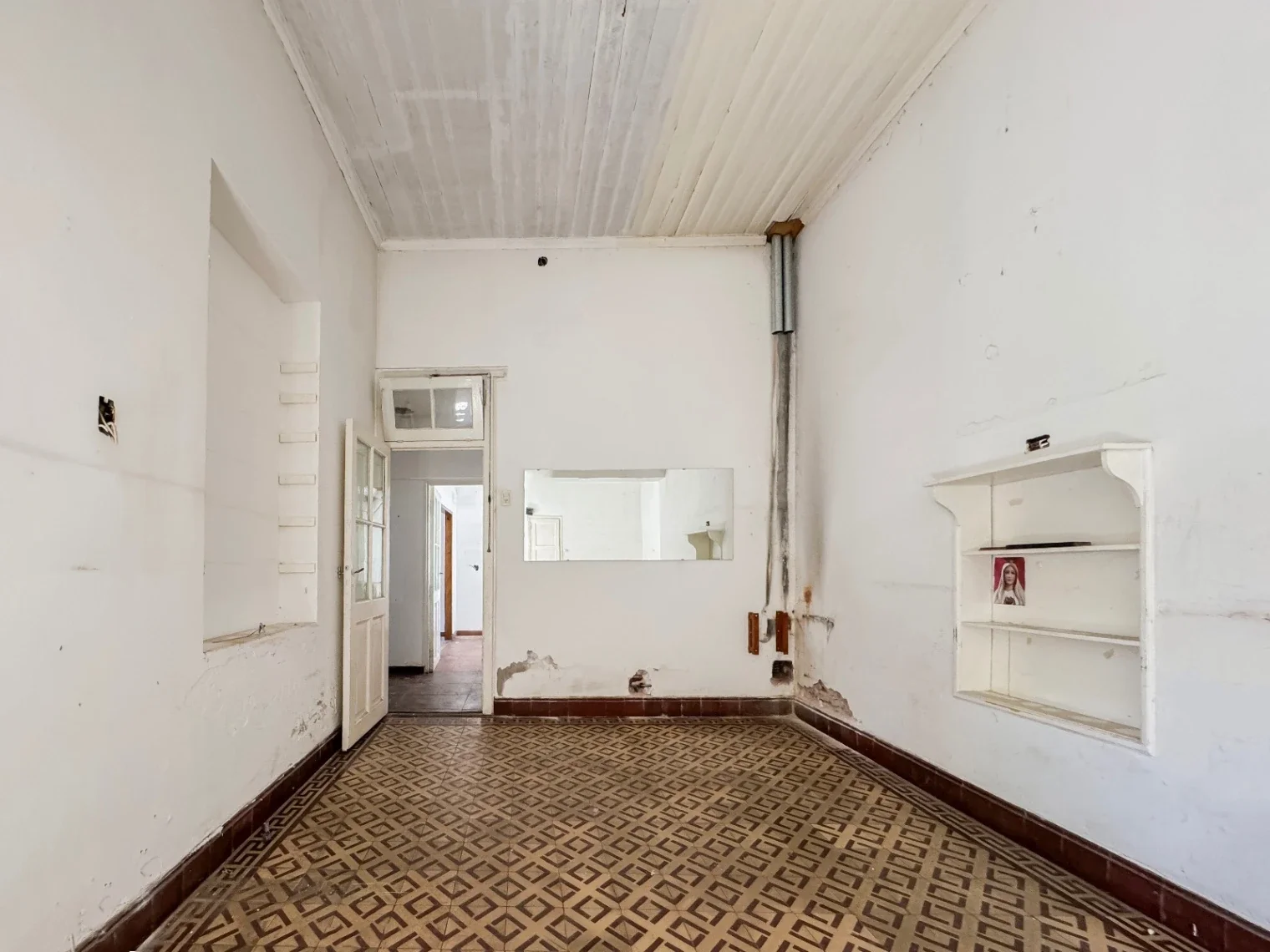 Venta Lote o casa a reciclar. Barrio La Perla - Imagen 5