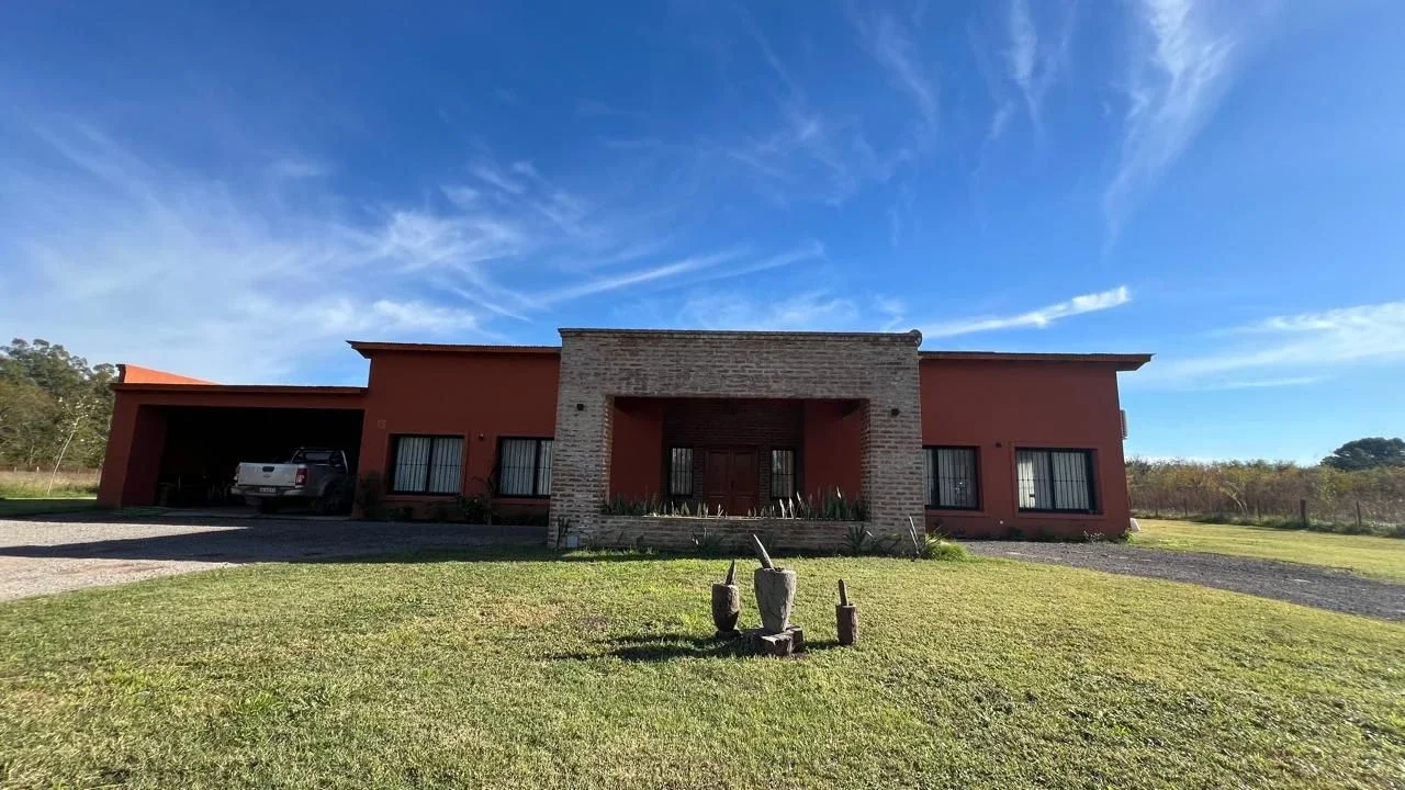 Casa quinta en venta de 5000m2 ubicado en Suipacha - Imagen 2