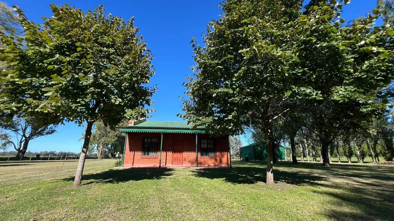 Casa quinta en venta de 9000m2 ubicado en Mercedes - Imagen 1