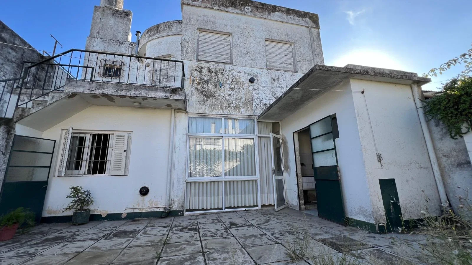 Casa en venta de 3 dormitorios c/ cochera en Mercedes - Imagen 2