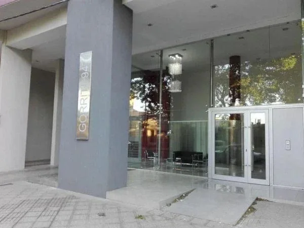 Depto EN VENTA calle Gorriti 900, Arroyito Rosario- Piscina, Jardín, Césped - Imagen 2