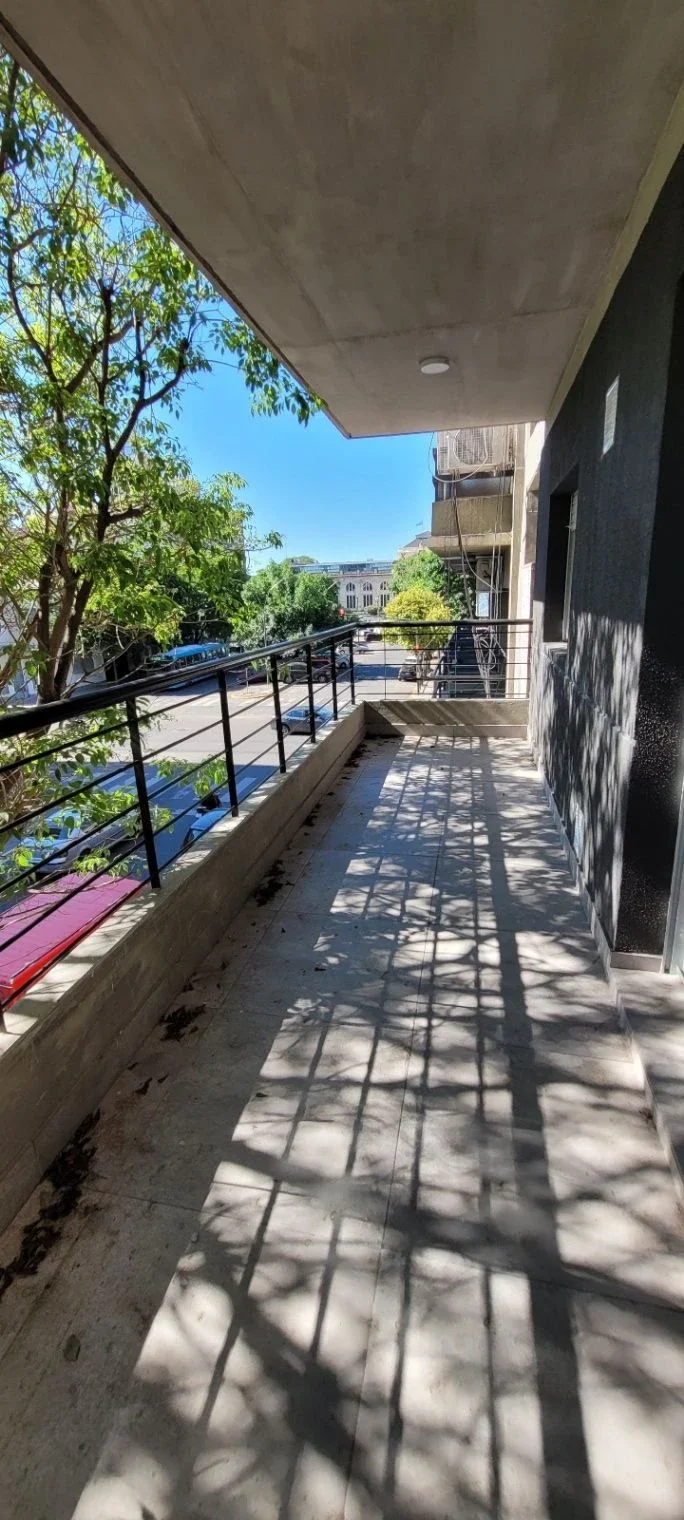 EN VENTA Depto de 1 dorm. al FRENTE c/Balcón -Av. Francia 800, Lourdes, Rosario - Imagen 1