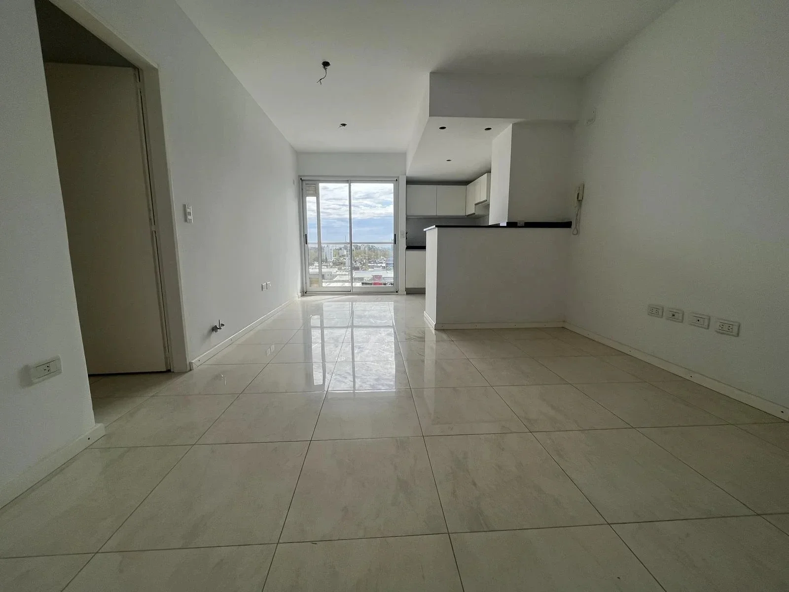 Depto EN VENTA calle Gorriti 900, Arroyito Rosario- Piscina, Jardín, Césped - Imagen 4