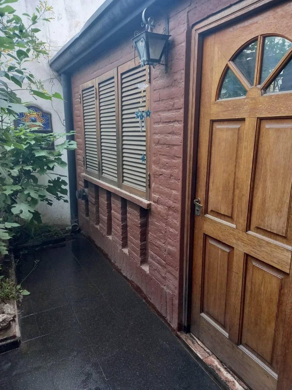 Casa en venta de 3 dormitorios c/ cochera en Otros Barrios - Imagen 2