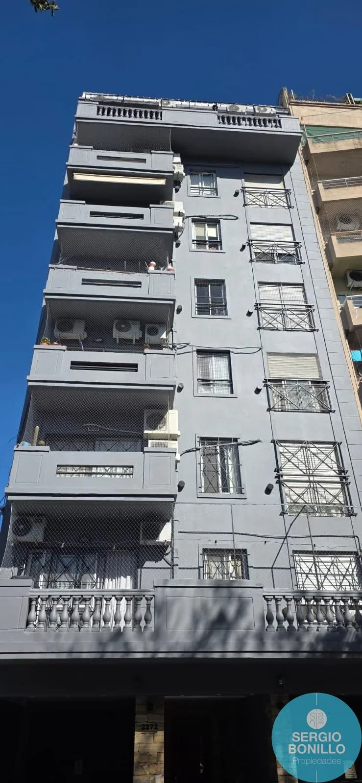 Semipiso de 3 amb en venta al fte c/blcon y coch descubierta en Villa Pueyrredón - Imagen 2