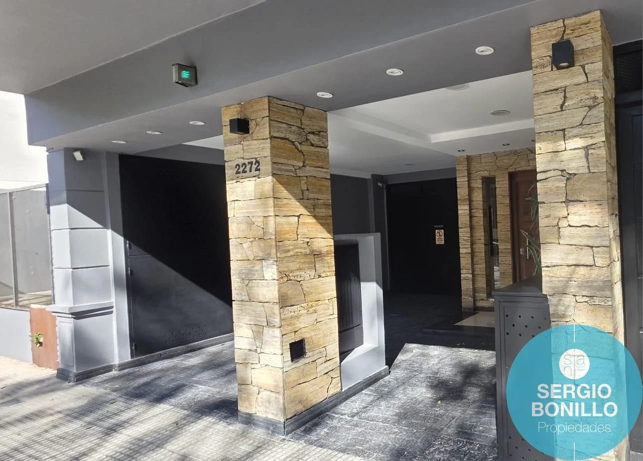Semipiso de 3 amb en venta al fte c/blcon y coch descubierta en Villa Pueyrredón - Imagen 3