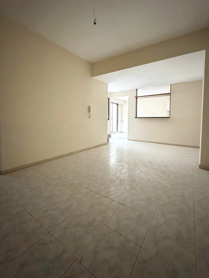 Oportunidad Departamento P.B en Venta  2 Dormitorios en Pichincha - Imagen 2