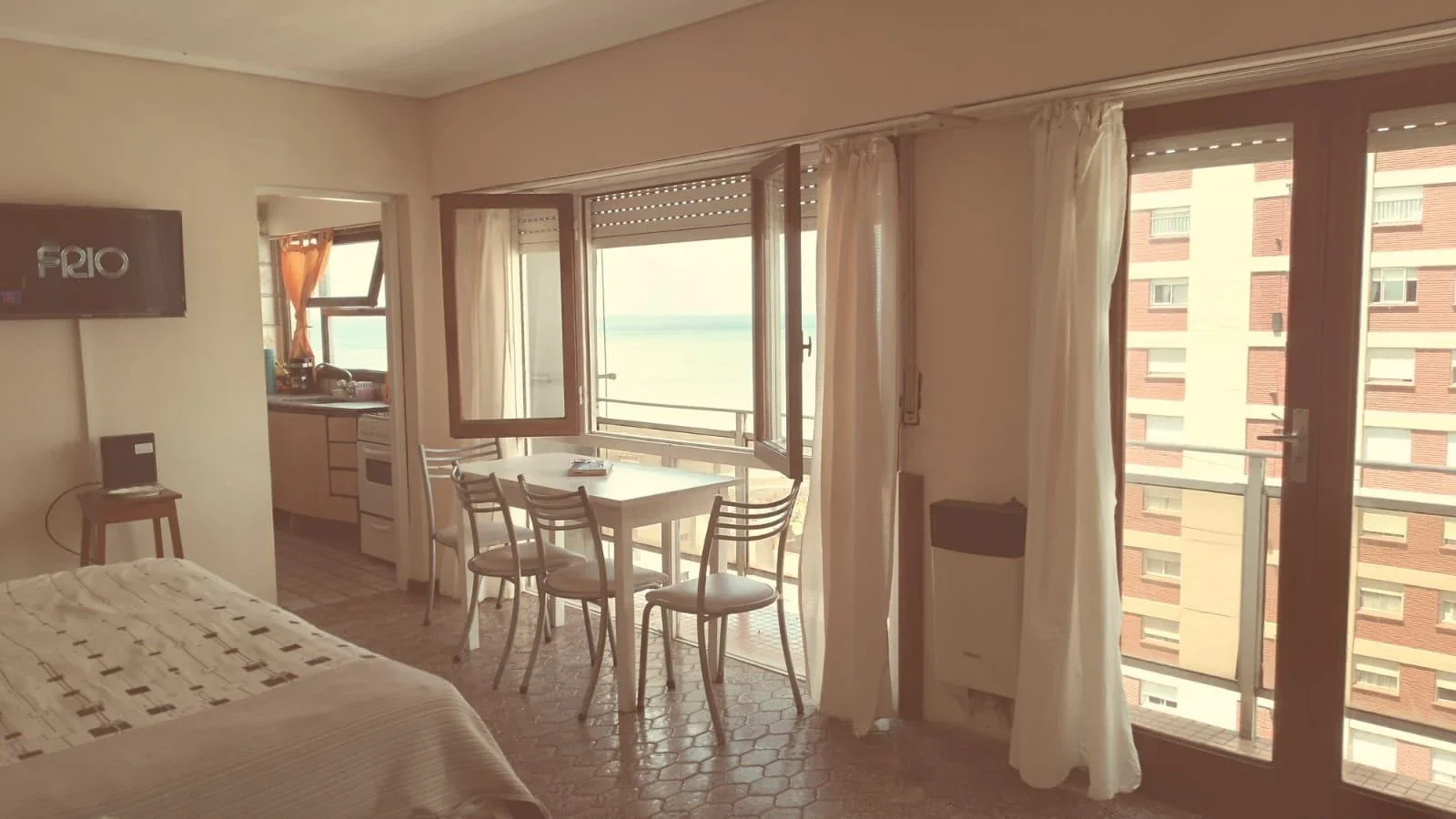 ALQUILER  12 MESES. DEPTO 1 AMB CON VISTA AL MAR. BALCARCE 2900 MAR DEL PLATA - Imagen 2