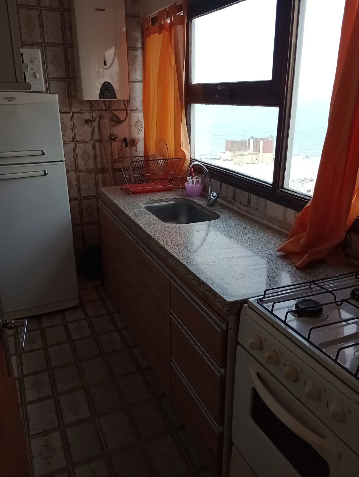 ALQUILER  12 MESES. DEPTO 1 AMB CON VISTA AL MAR. BALCARCE 2900 MAR DEL PLATA - Imagen 4