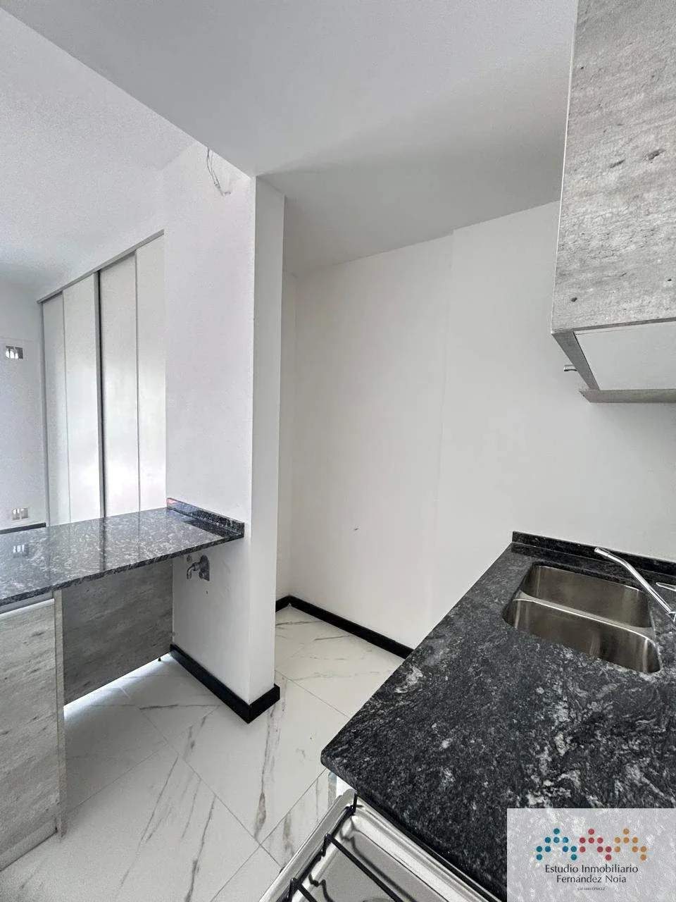 Monoambiente a estrenar en venta en Banfield - Imagen 4