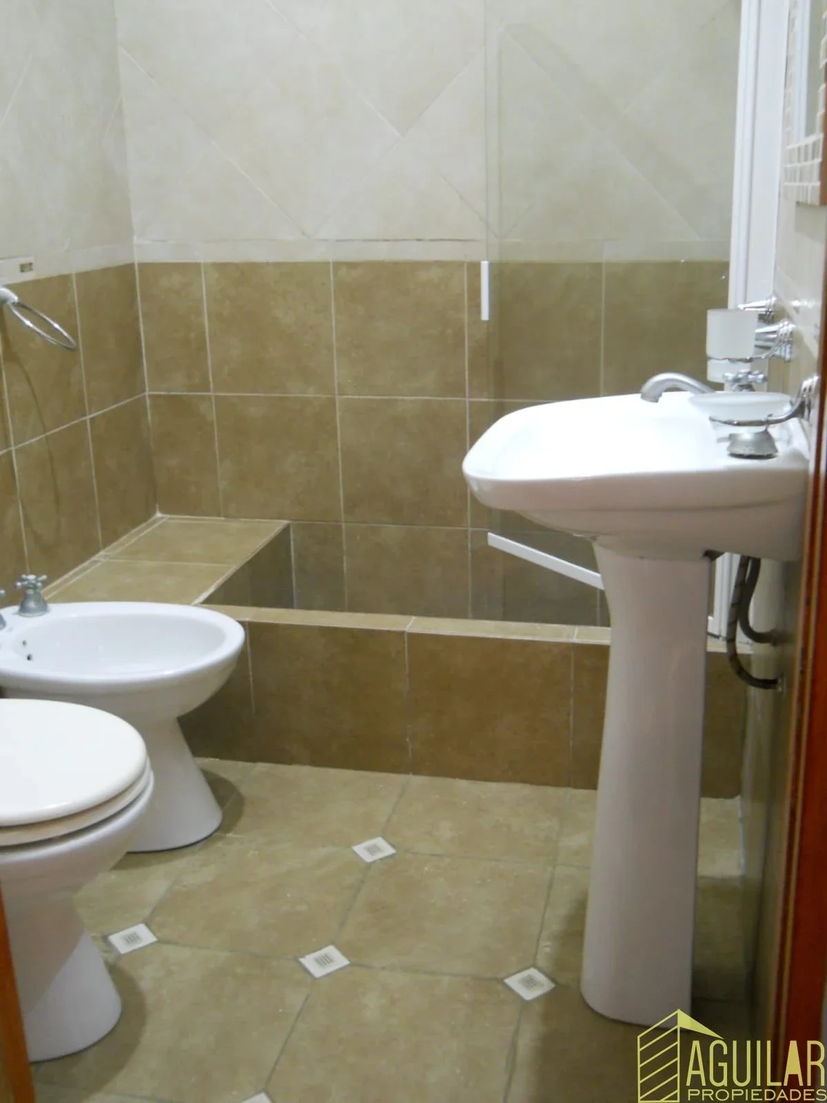 Casa de 3 dormitorios con Loft en Venta en Avellaneda - Imagen 5