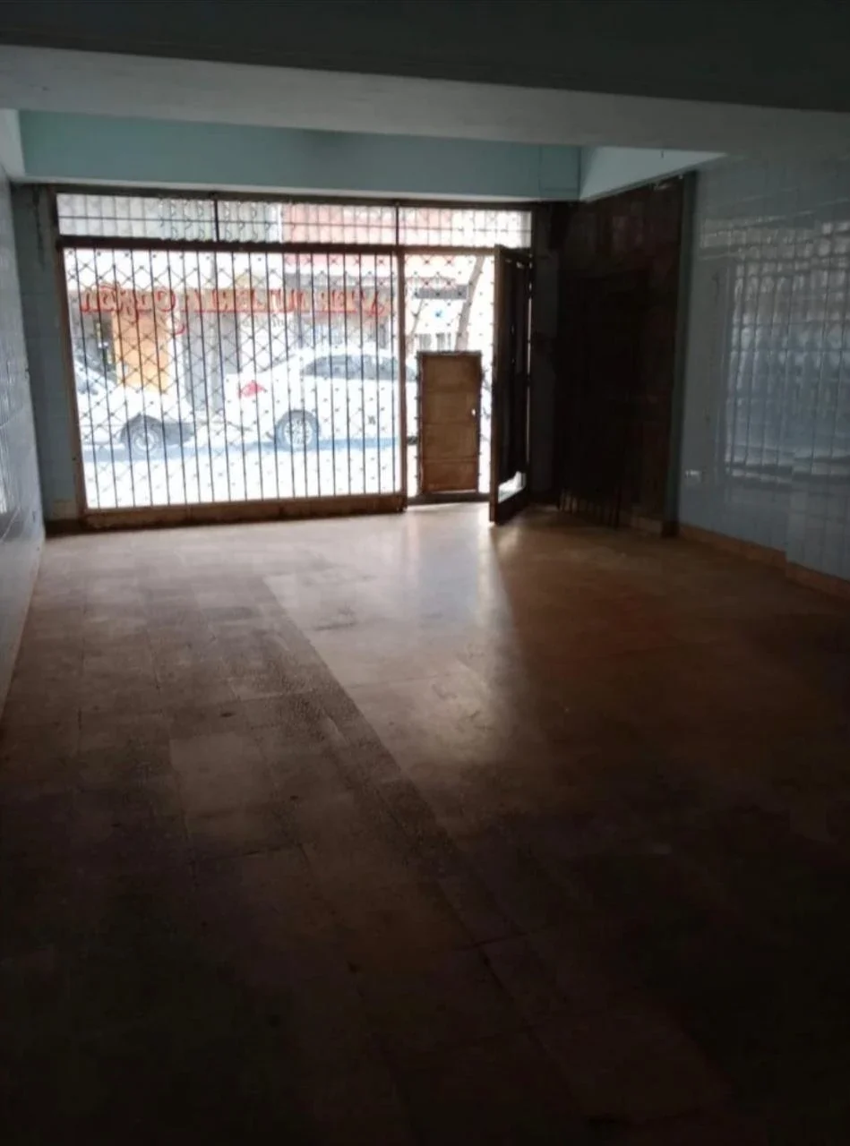 Local comercial 45 m2 + sub suelo de 45 m2, Baño - Imagen 1
