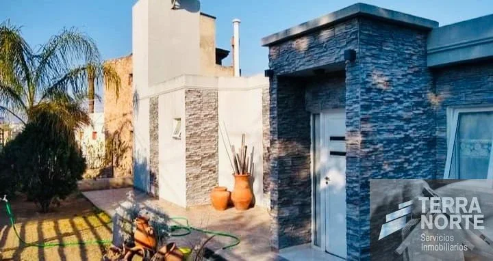 Casa en venta de 3 dormitorios c/ cochera . Villa del Lago - Imagen 1
