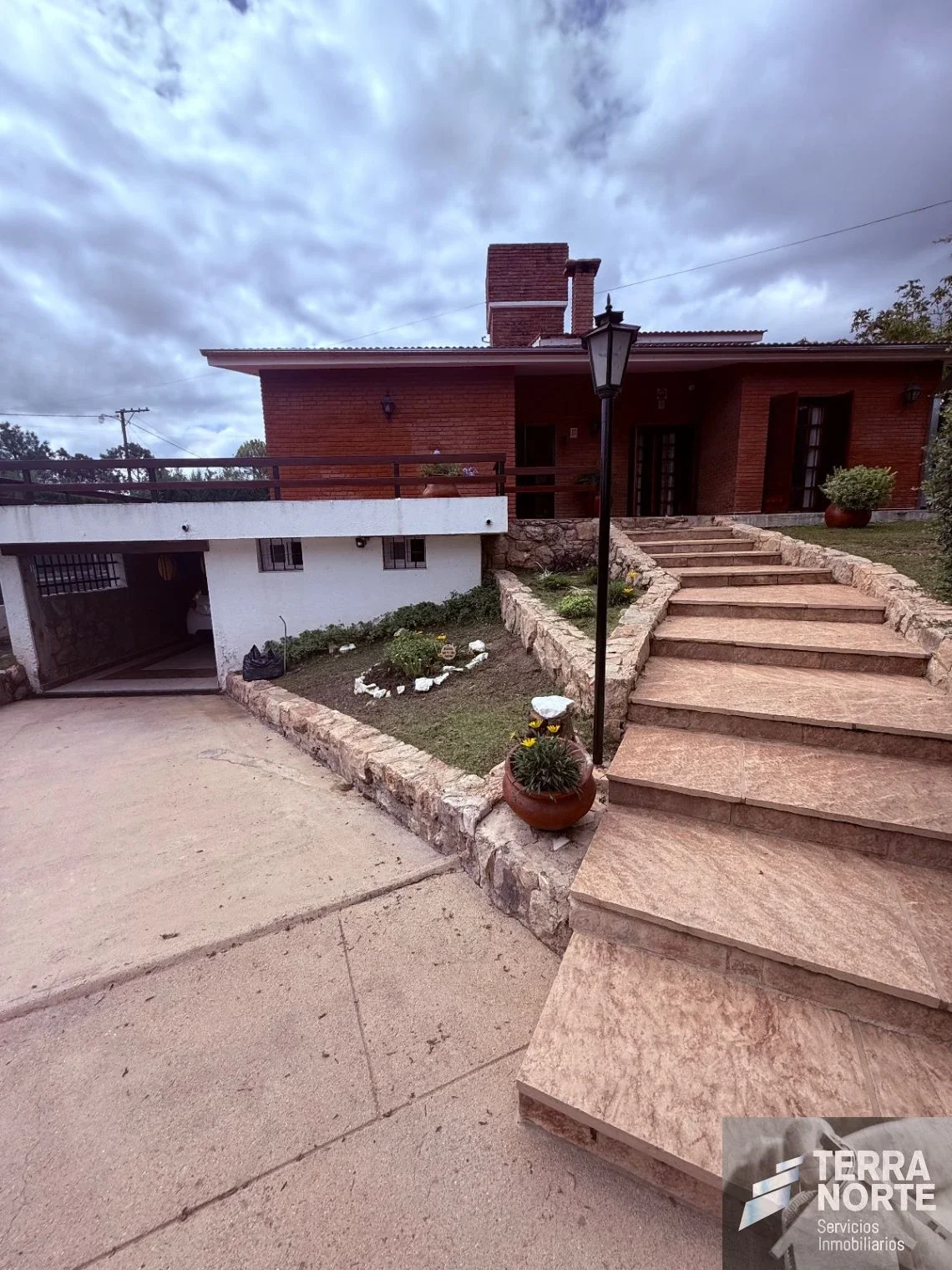 Casa en alquiler c/ cochera en San Antonio de Arredondo - Imagen 3