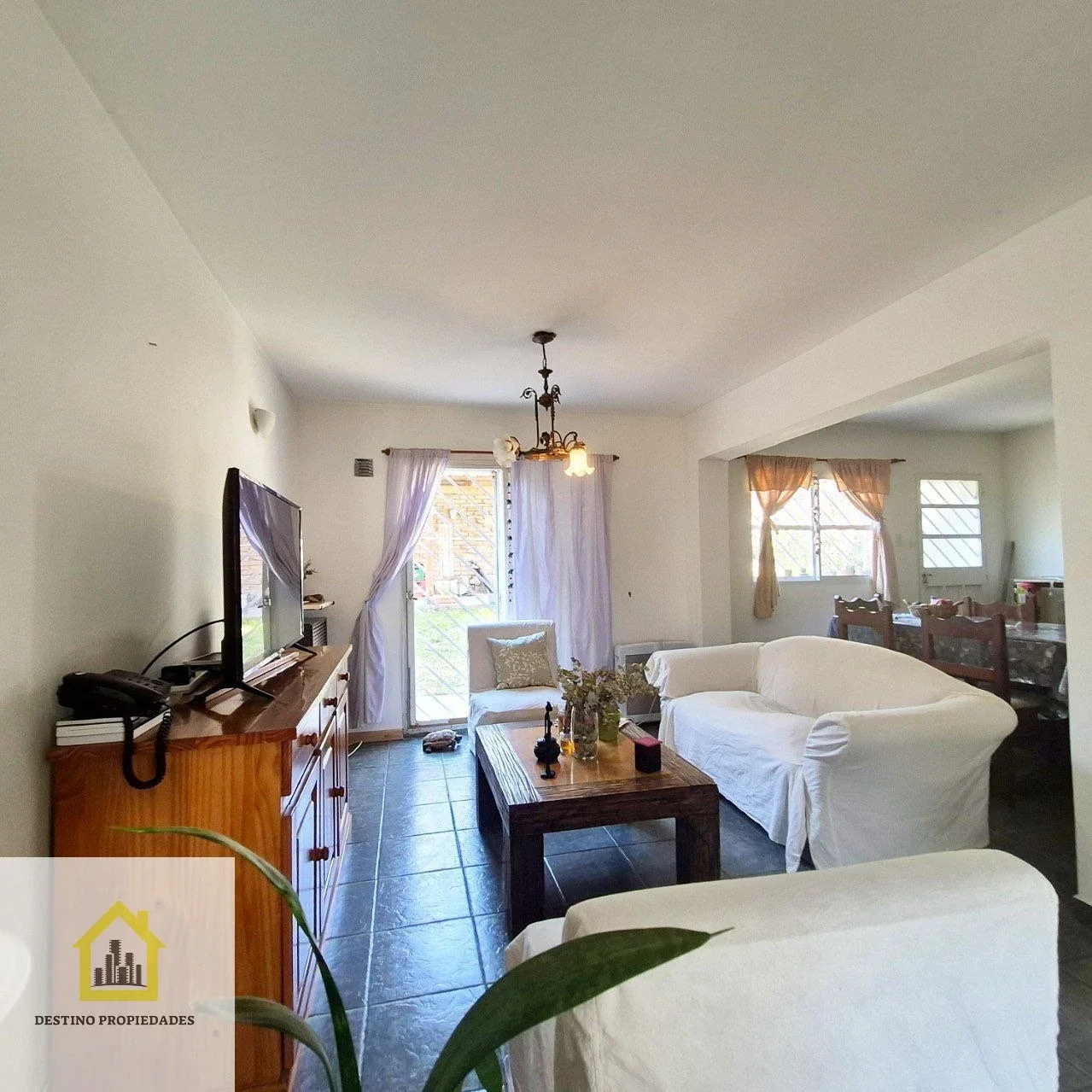 Dúplex en venta con cochera en Neuquen - Imagen 4