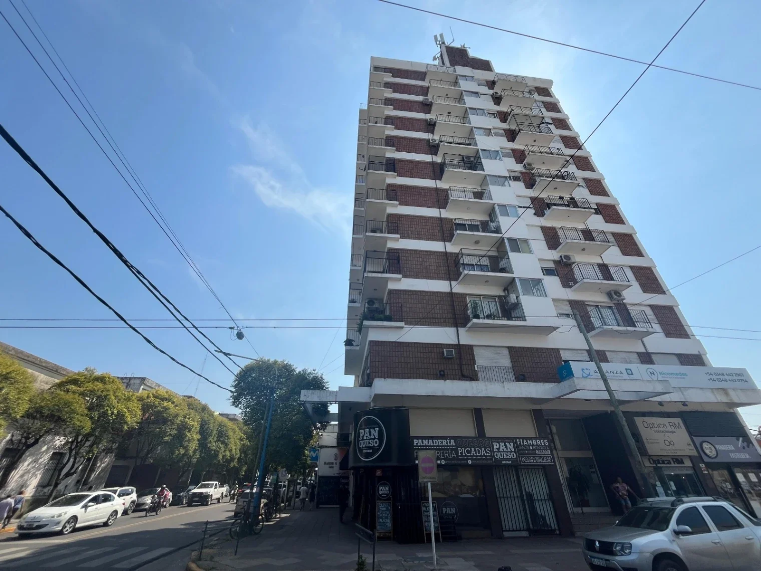 Departamento en alquiler c/ cochera en Belén de Escobar - Imagen 1
