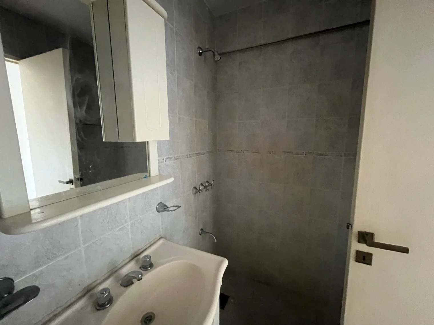 Departamento en alquiler c/ cochera en Belén de Escobar - Imagen 5