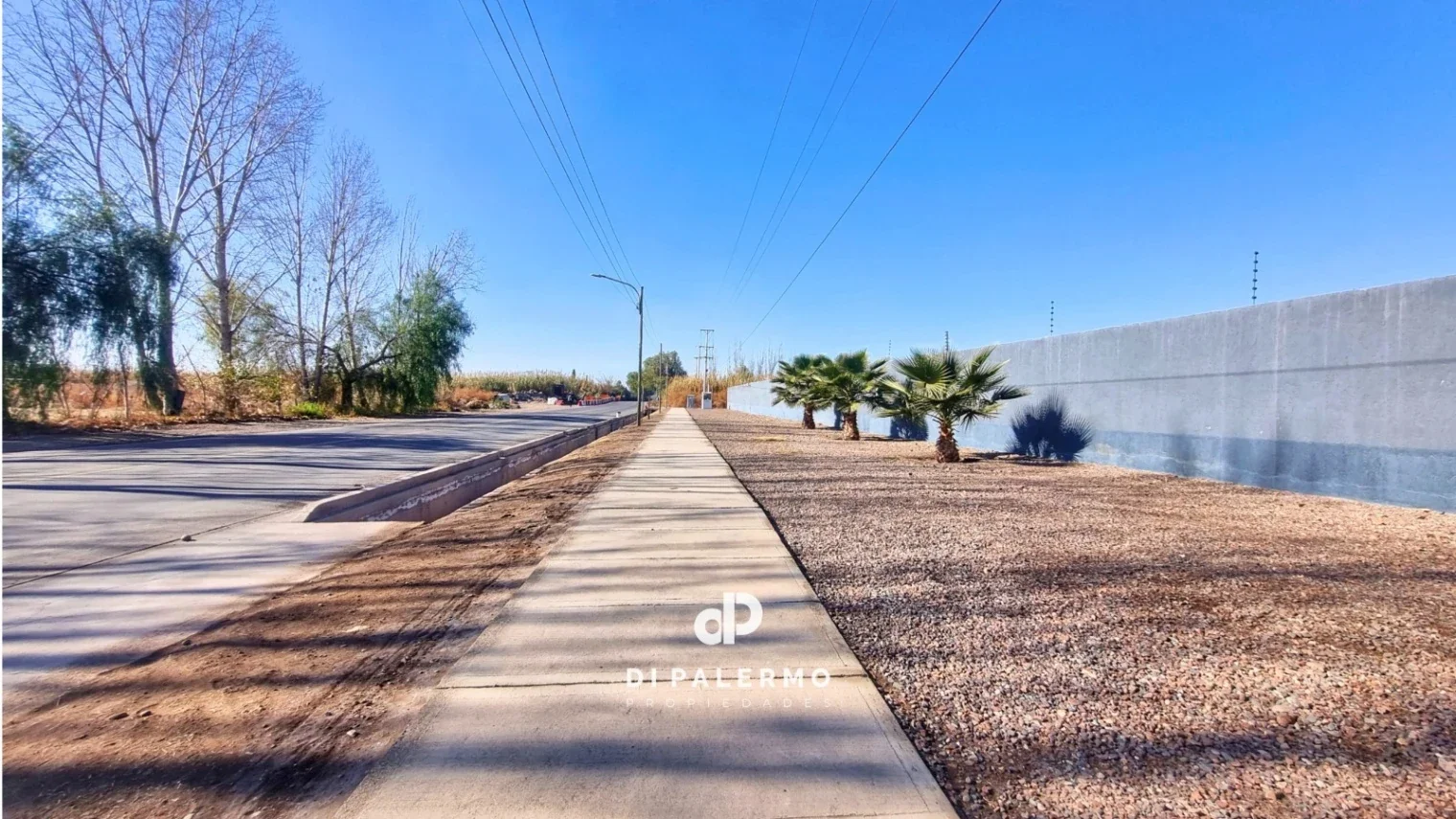 VENTA DEL MEJOR TERRENO, UBICADO EN ESQUINA, EN EL BARRIO PRIVADO SOLANDINO 3 - Imagen 3