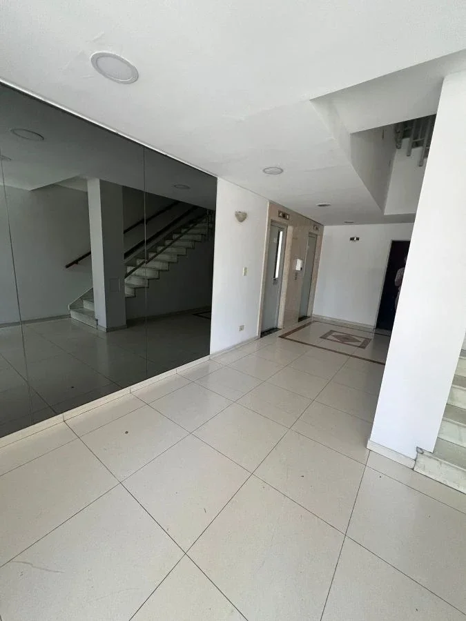 Departamento 3 Amb. en alquiler c/cochera - Lomas de Zamora - Imagen 1