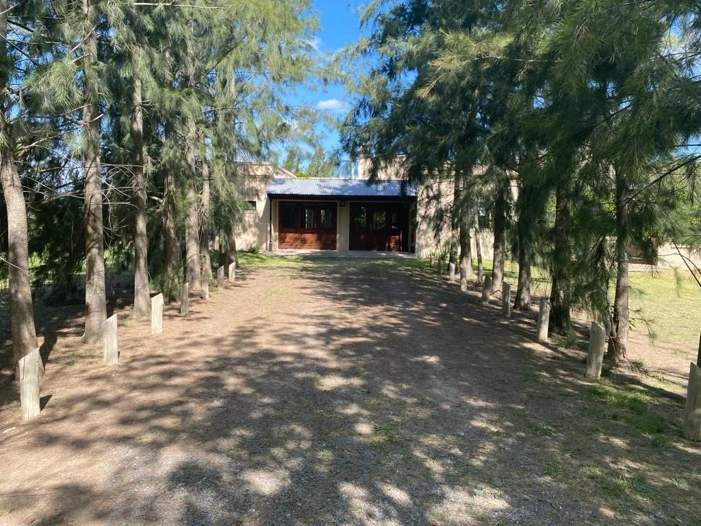 Elegante Casa  Estilo Campo En Venta  Vista A Cancha De Polo - Imagen 3