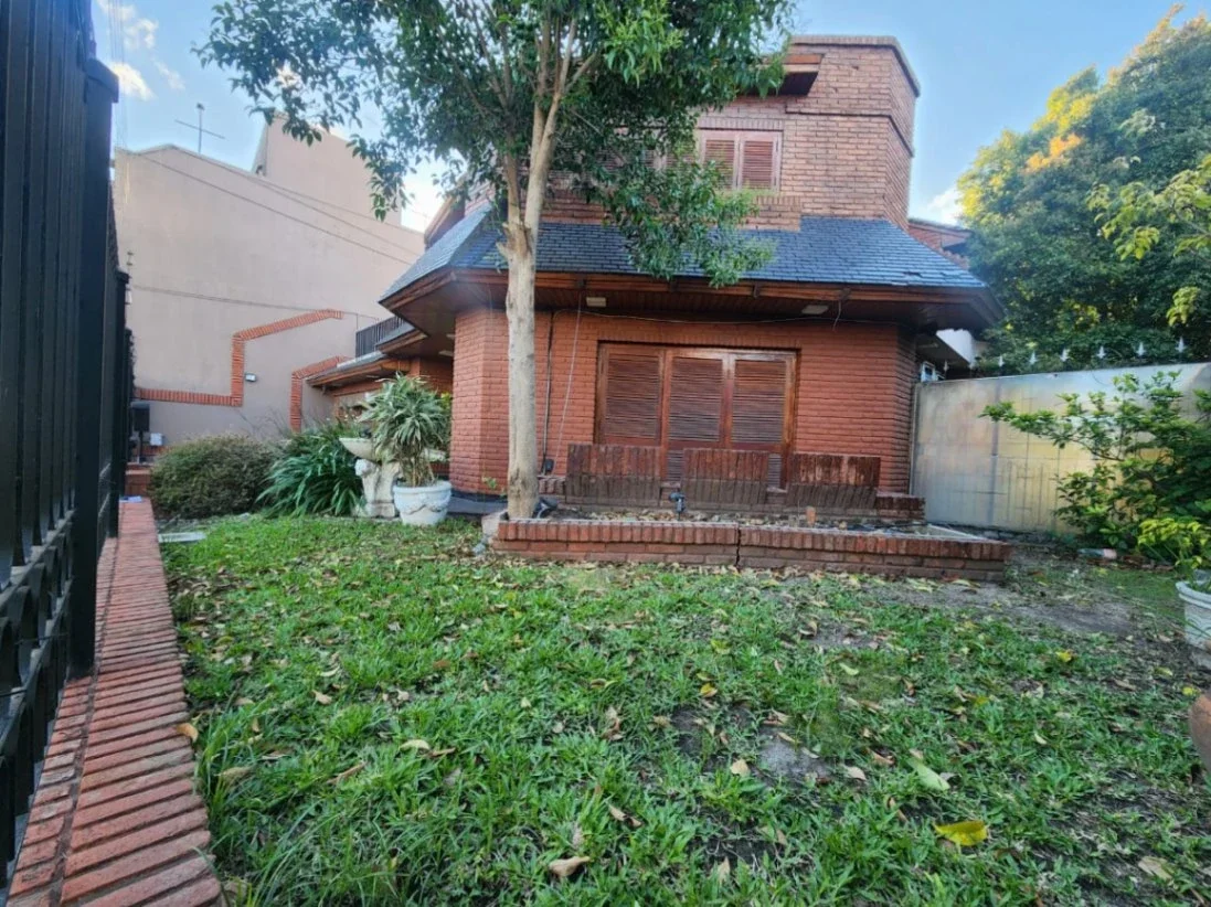Chalet en venta c/ cochera en Lanús Oeste - Imagen 3