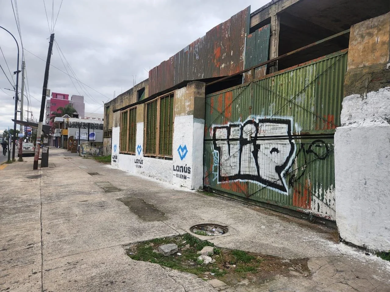 Terreno con Local en alquiler en Lanús Oeste - Imagen 2