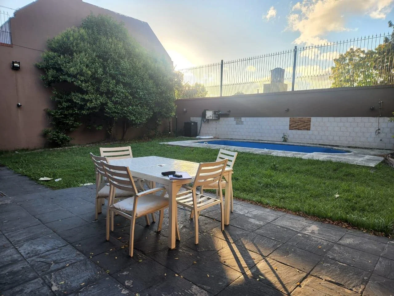 Chalet en venta c/ cochera en Lanús Oeste - Imagen 4