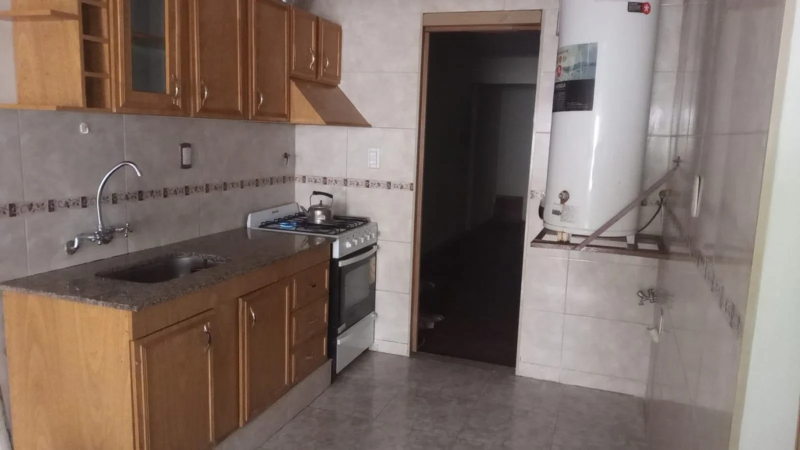 Casa en venta c/ cochera en Rodeo de la Cruz - Imagen 2