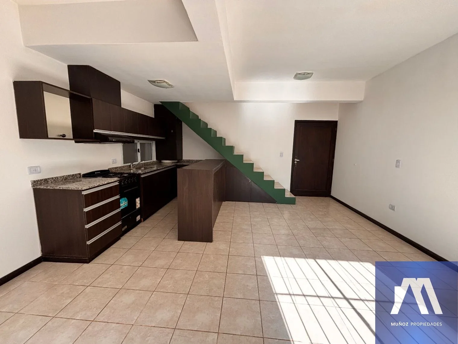 Dúplex en venta c/ cochera en Villa Nueva - Imagen 3