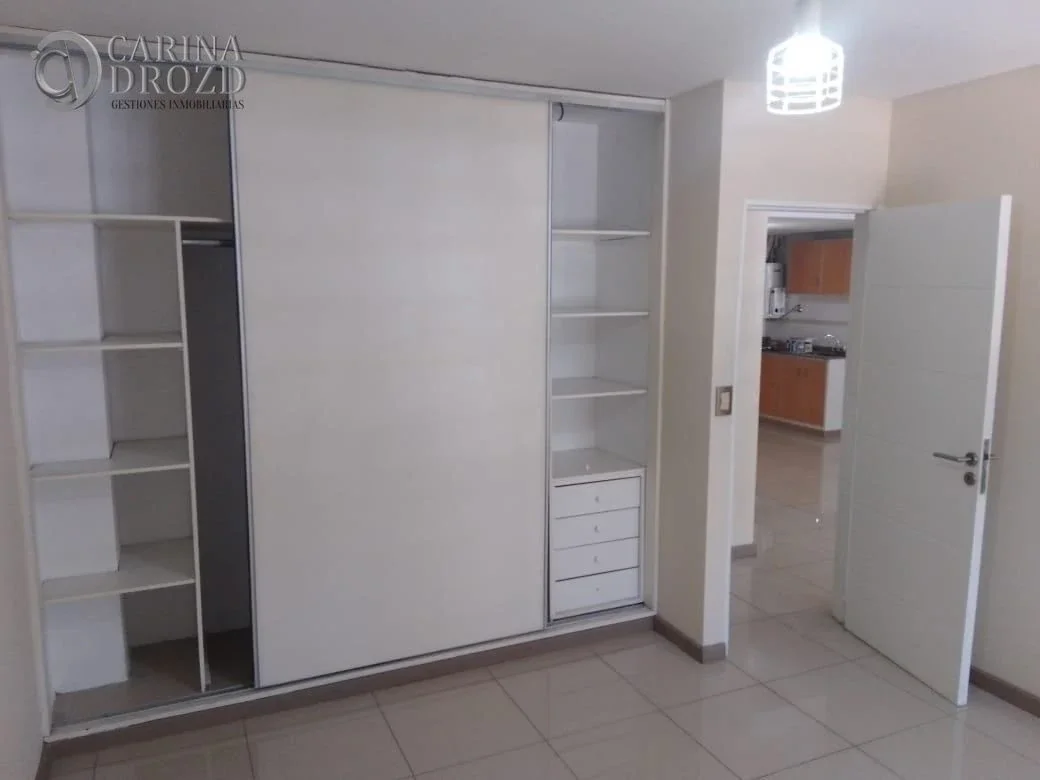 Departamento en venta c/ cochera en Godoy Cruz - Imagen 4