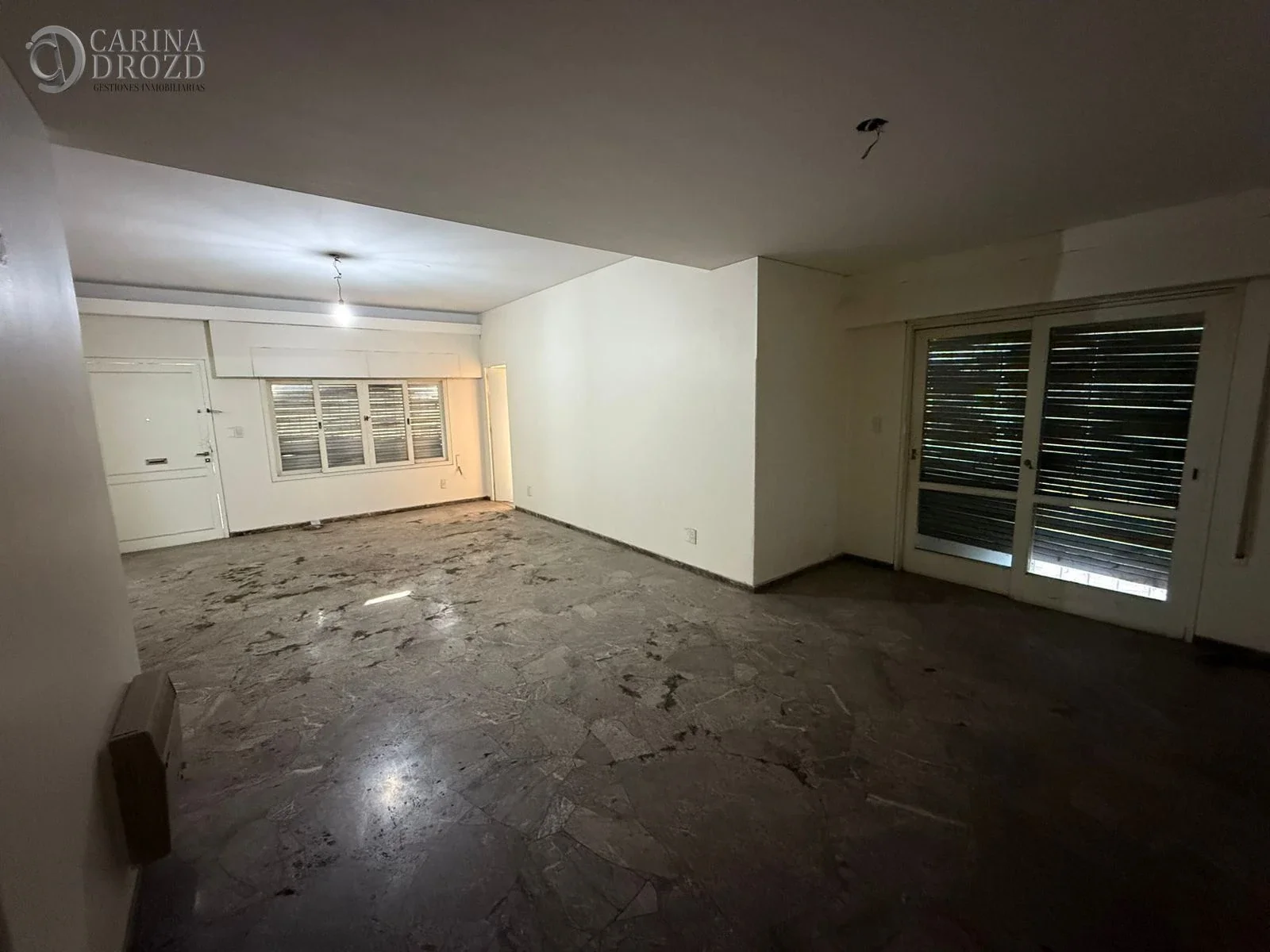 Casa en venta c/ cochera en Bombal - Imagen 3